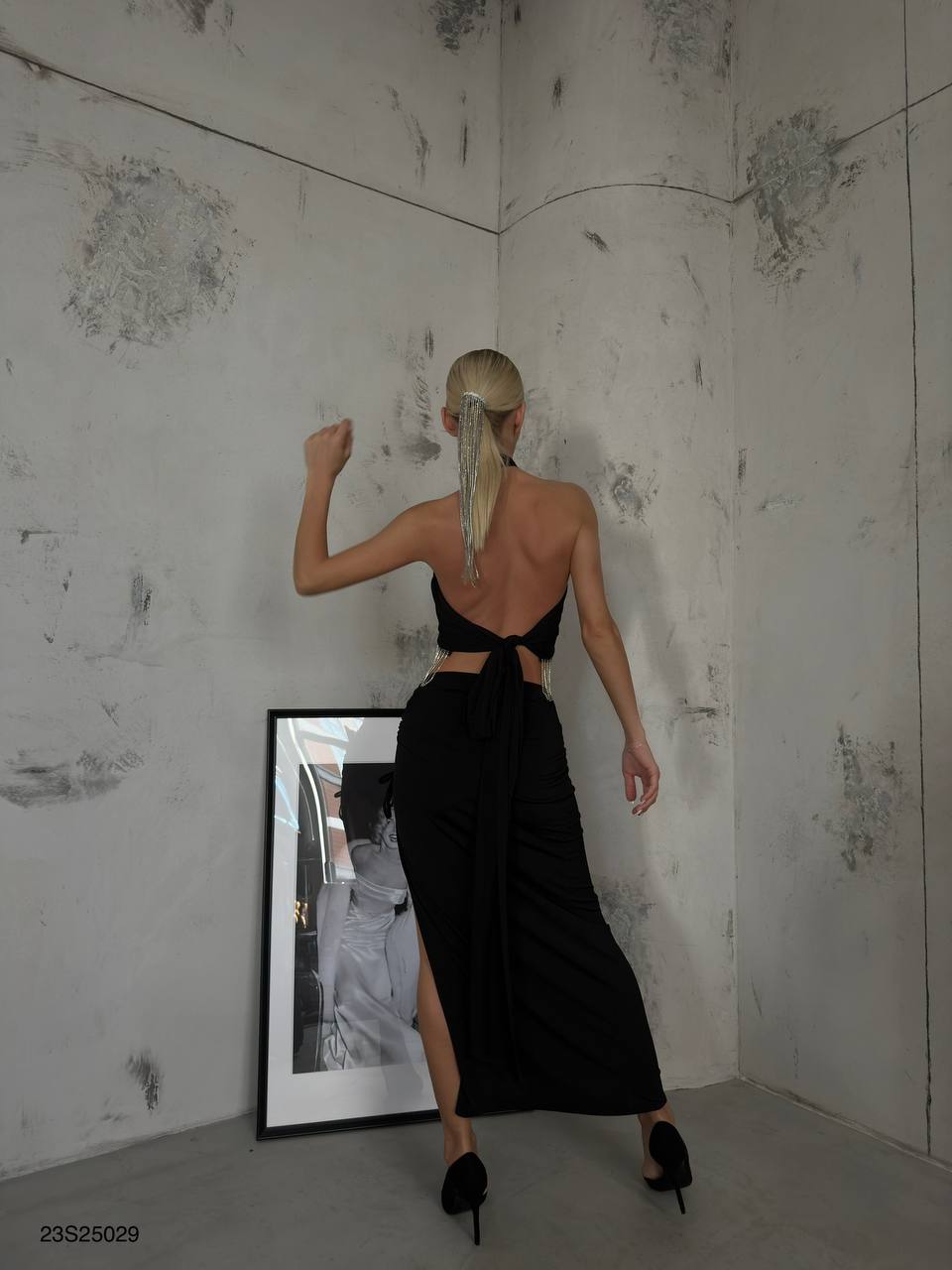 Neck Banded Stone Dress