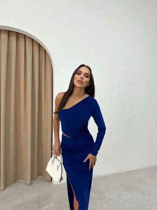 One Sleeve Cut-Out Detail Midi Dress